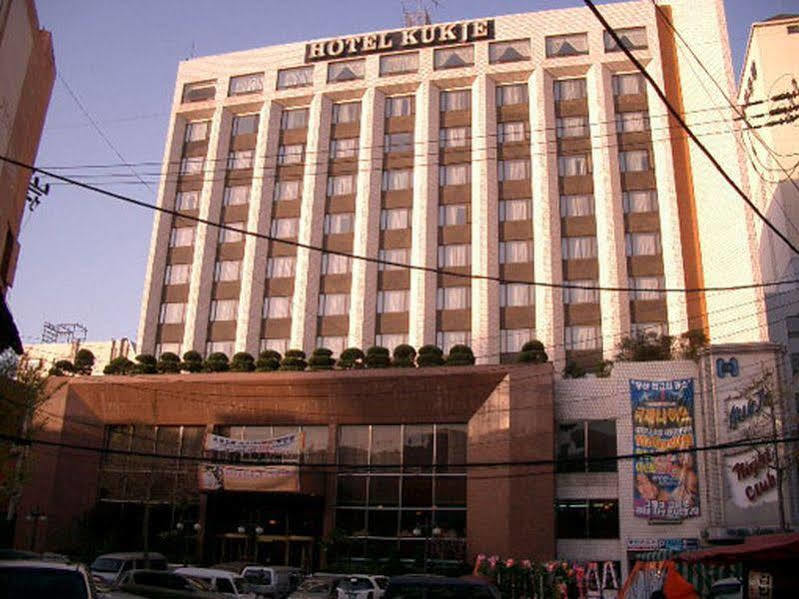 Hotel Kukje Пусан Екстер'єр фото